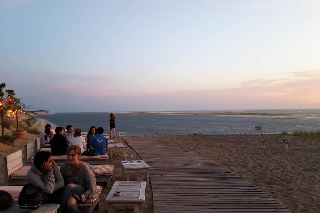 Appartement Les Pieds Dans L Eau Acces Direct Plage Pereire, Parking Gratuit ,Wifi Аркашон Екстериор снимка